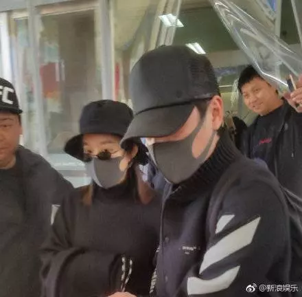 趙麗穎產後首露面,身材豐腴氣色紅潤,網友:一看就是順產