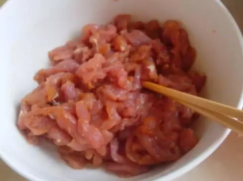 怎麼把豬肉炒的更香?大廚教你不外傳的4個小技巧,不收藏真虧了!