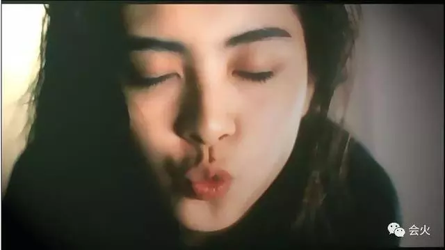 世上再無聶小倩,「人生如此,浮生如此,緣生緣死,誰知、誰知,情終情始,情真情痴,何須何處,情之至」一代美人王祖賢身塵緣事