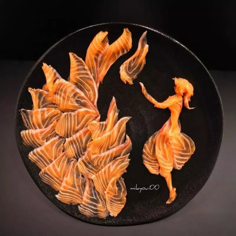 廚師把生魚片變成夢幻畫作!《小美人魚》「光澤鮭魚長髮」讓人又餓又捨不得吃啊
