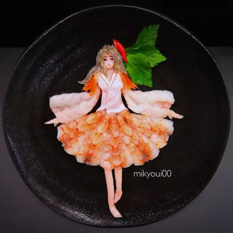 廚師把生魚片變成夢幻畫作!《小美人魚》「光澤鮭魚長髮」讓人又餓又捨不得吃啊