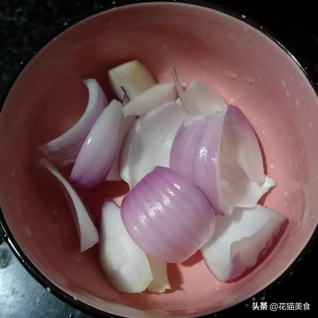 麻辣香鍋,抵擋不住的麻辣誘惑,在家做成本十幾塊,外面吃幾十塊