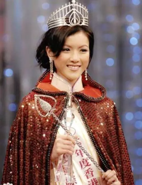 女兒Camilla有港姐夢!陳豪不想她泳裝示人