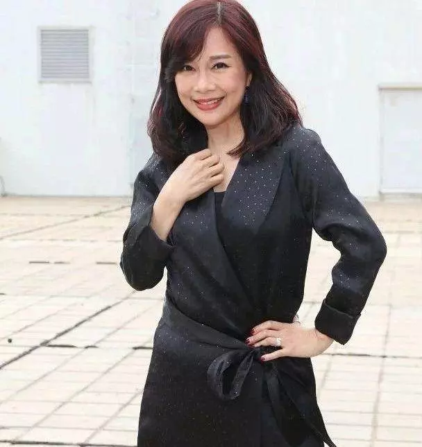 沒時間再考慮造人!自爆不想生孩子原因!希望與老婆永遠戀愛,不排除會領養~