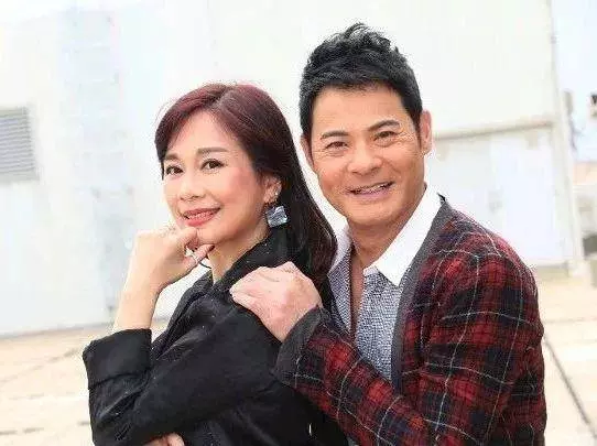 沒時間再考慮造人!自爆不想生孩子原因!希望與老婆永遠戀愛,不排除會領養~