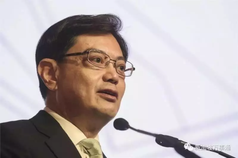 新加坡勞動力報告出爐,外國人遭殃,本地人笑了