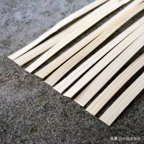 古代人用什麼擦屁股?法國人用繩,英國人用魚片,日本人最噁心
