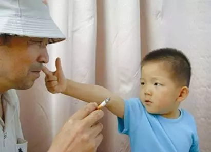 從鼻樑顏色,看肝臟好不好!