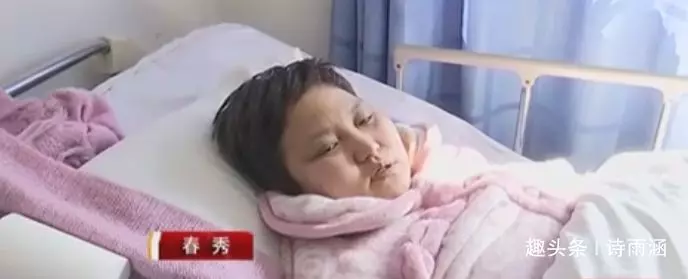 丈夫不管病重妻子,妻子起訴離婚被拒,道出原因,娘家人如遭雷擊
