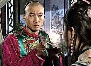 看了這麼多遍《還珠格格》,都沒發現這秘密!原來「爾康」當年就超扯了!