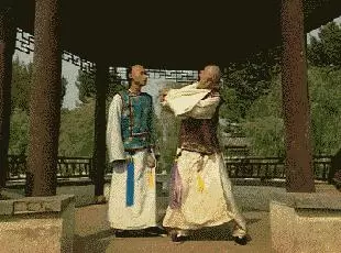 看了這麼多遍《還珠格格》,都沒發現這秘密!原來「爾康」當年就超扯了!