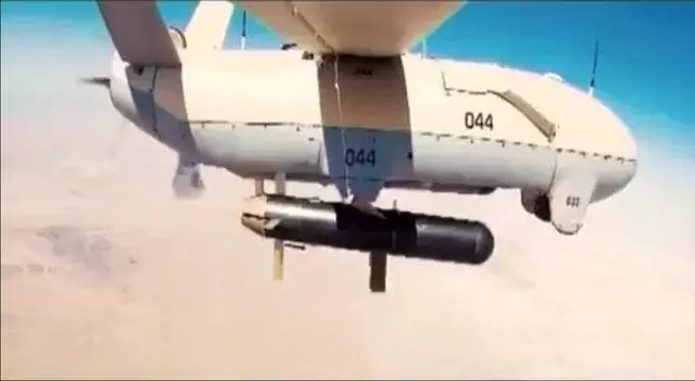 伊朗50架軍機全面出擊,飛彈炸彈猛烈開火!波斯灣上空戰雲密布