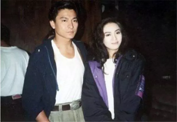 她當年「一手捧紅劉德華」晚年卻遭子女棄之不顧,華仔霸氣一肩扛:我可以養乾媽一輩子!