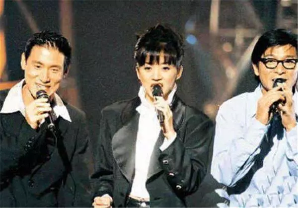 她當年「一手捧紅劉德華」晚年卻遭子女棄之不顧,華仔霸氣一肩扛:我可以養乾媽一輩子!
