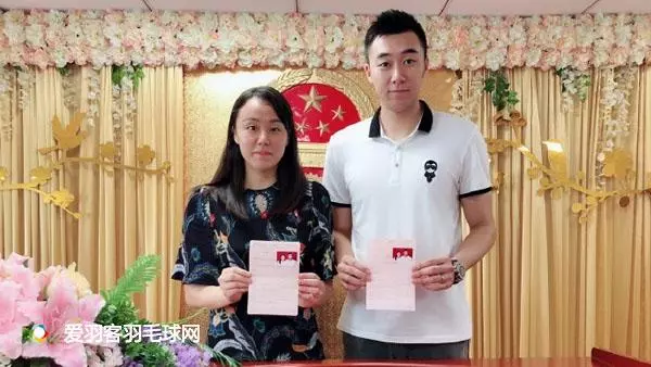洪煒與趙芸蕾今天舉行大婚,柴飈任伴郎