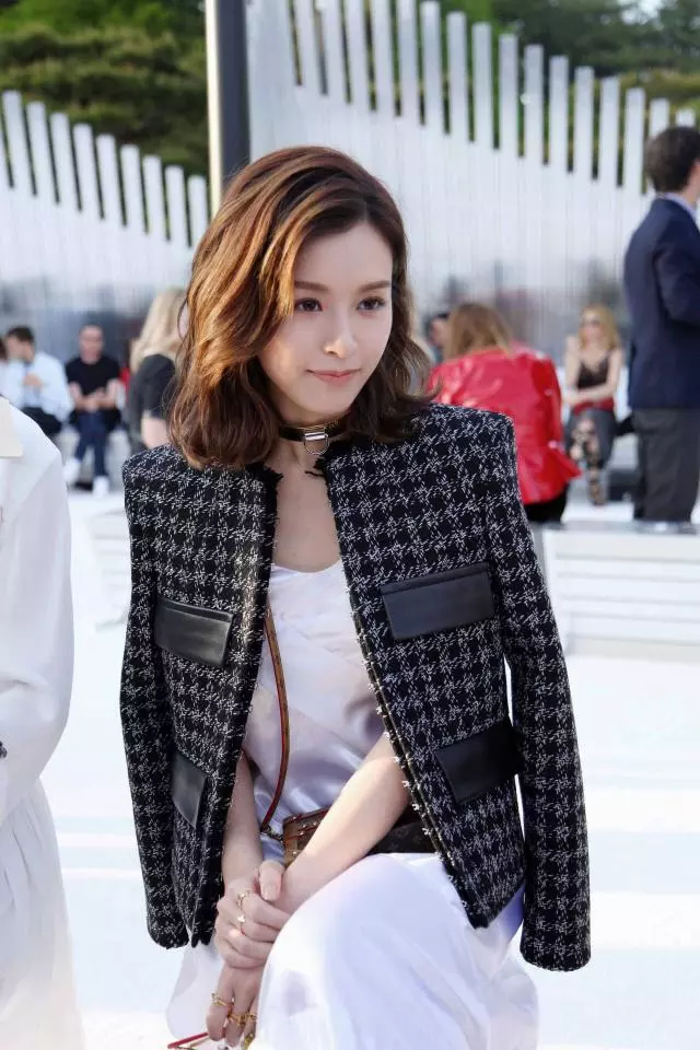 謝霆鋒與她一見鍾情?陳冠希曾為她戒菸?31歲仍美貌宛如仙女下凡