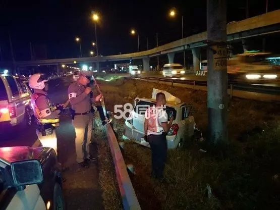 參加音樂會後車禍身亡 女司機身上只剩內衣