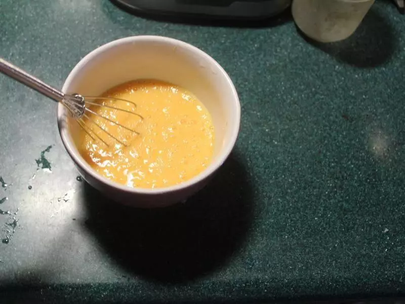 老媽用馬鈴薯做小零食,一 口下去香酥甜脆,小姪女吃後不願意回家!