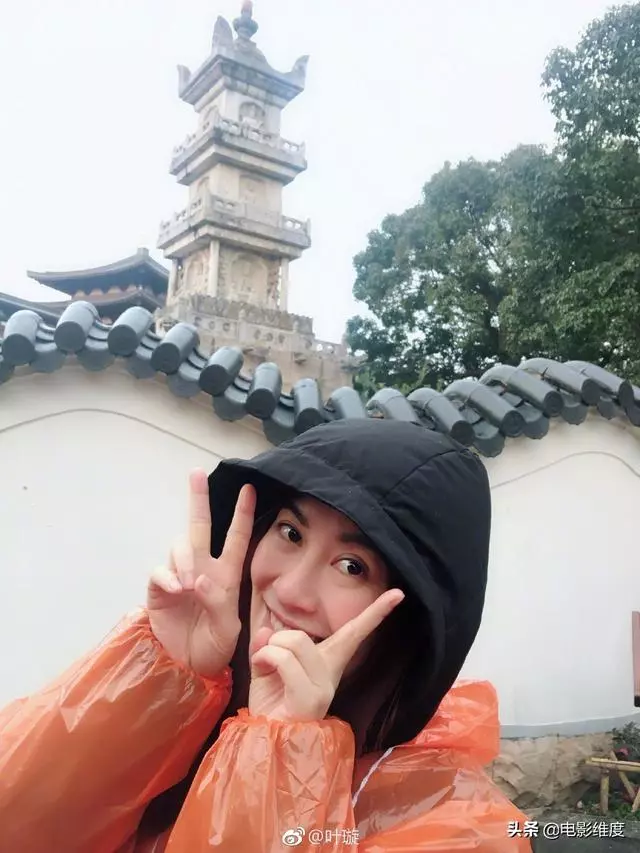 與數個男人傳緋聞,還坦然接受劈腿,戀愛腦的她太可怕了!