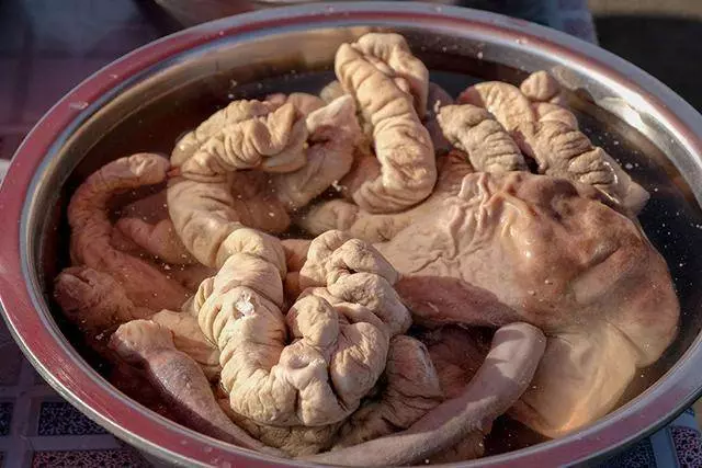原來一直都做錯了!這些菜品不能直接水洗,而且會越洗越髒