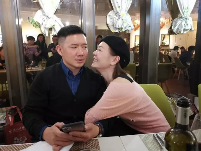 杜汶澤深夜帶女回家 身在日本的田蕊妮回應