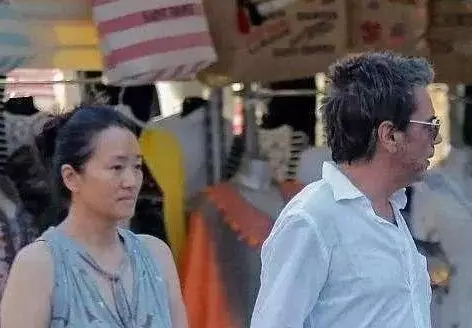 鞏俐你憔悴了,53歲的她看著比70歲男友還老,兩人經常撒狗糧