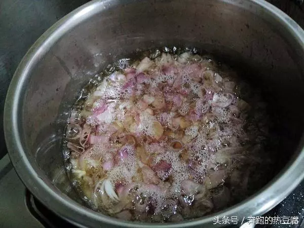 自製油蔥酥,拌面煮湯必備佳品!!
