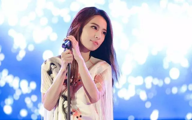 台灣十大最美80後女星,台灣80後最美女星排行榜,郭碧婷第一名