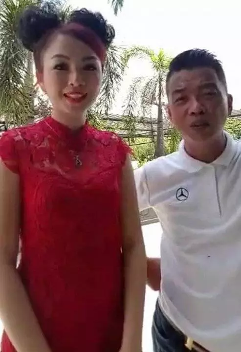 獨家勁爆!難怪連手攻擊486...原來已經上門xxx~尊嚴哥講不再偷偷摸摸了!(內有視頻)