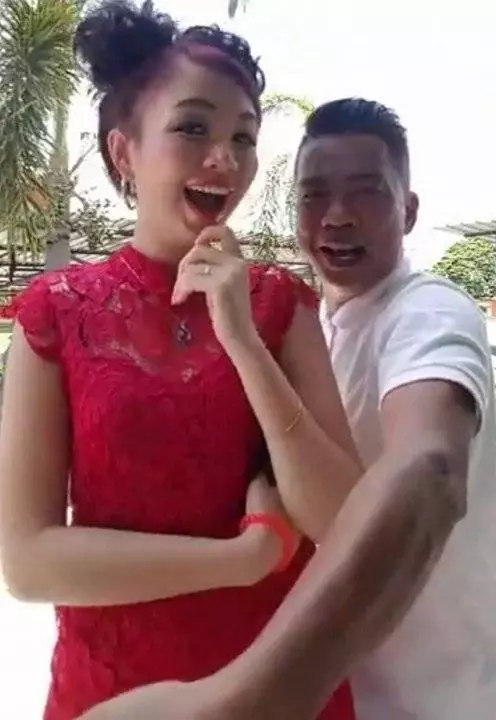 獨家勁爆!難怪連手攻擊486...原來已經上門xxx~尊嚴哥講不再偷偷摸摸了!(內有視頻)