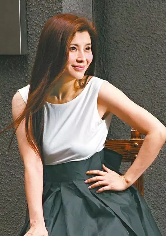 20年前搶人老公,害正宮當場跳樓一屍三命!亡靈怨恨太深,讓她慘遭報復被下了解不開的「降頭」!因此消失14年!