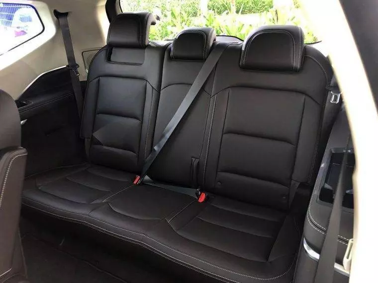 吉利嘉際/ PROTON MPV 實車曝光!內裝非常時尚精緻.... ESTIMA 和 ODYSSEY 完全沒有的比!