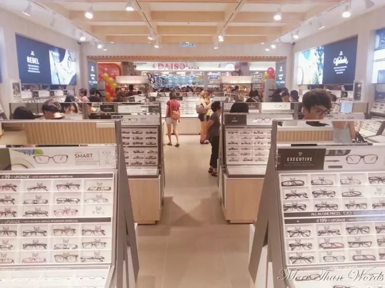 眼鏡行到底賺什麼? 業者爆「利潤達1000%」成本只要...網傻眼:難怪一間一間開!