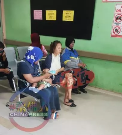 【又是新山】掠奪匪連孕婦也不放過!骨折保胎兒 逾萬存款卻不保