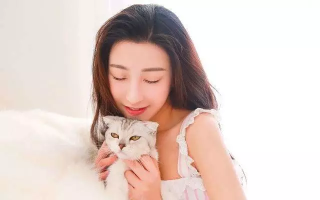 女人名字裡帶這9個字的,很旺夫,但是卻容易自己一輩子很累,看看有你嗎?