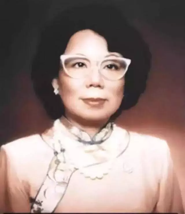 史上最慘豪門婚姻:相守20年,助李嘉誠成為首富,卻突然離奇死亡!