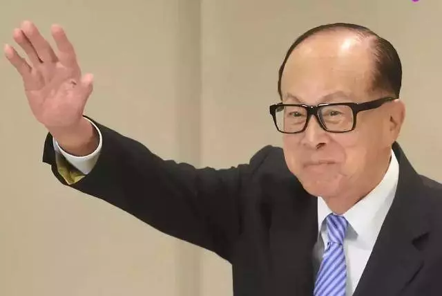 史上最慘豪門婚姻:相守20年,助李嘉誠成為首富,卻突然離奇死亡!