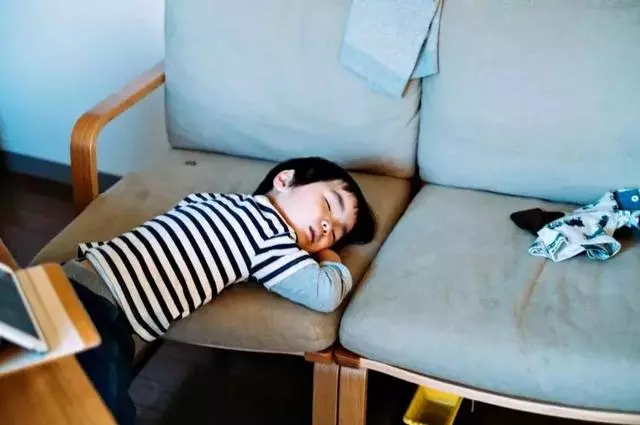 36歲攝影師只剩3年壽命,堅持每天為兒子拍照,感動無數網友…