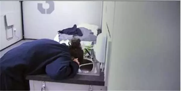 沒手機、沒電腦,一個人在「完全沒有社交的密閉空間」中呆5天,會發生什麼呢?這5個人的反應…
