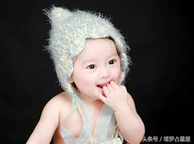 出生時身體就帶著這5個標記的孩子,定是人中龍鳳,貴不可言!