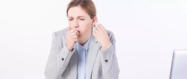 咳嗽難受,想要止咳潤肺,這幾道食物不容錯過,推薦你多吃
