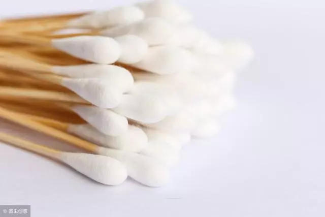 用手摳肚臍眼上「泥」的人,現在怎麼樣了?建議:用這種方法試試