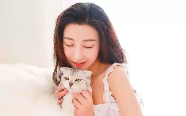 女人名字裡帶這9個字的,很旺夫,但是卻容易自己一輩子很累,看看有你嗎?