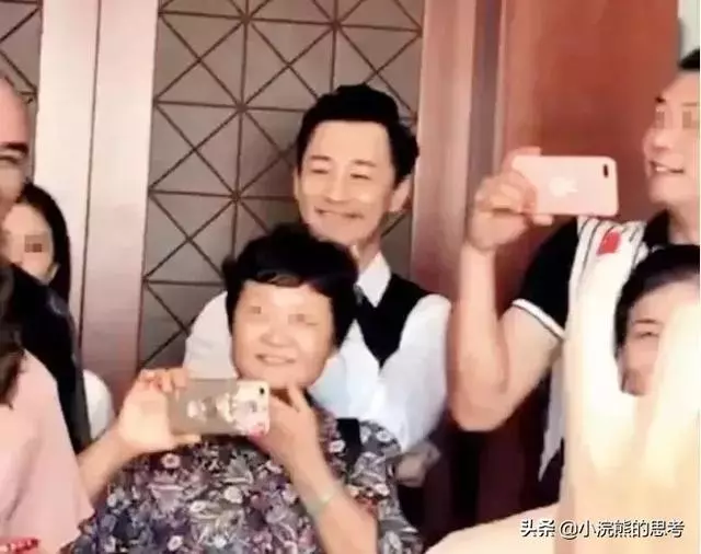 林峰女友被曝懷孕,融入林峯朋友圈,難道要好事將近了?