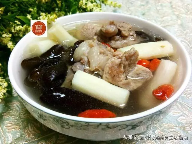 春季這湯要常喝,既營養又美味,還能增強免疫力,很適合老人孩子