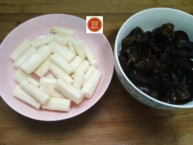 春季這湯要常喝,既營養又美味,還能增強免疫力,很適合老人孩子
