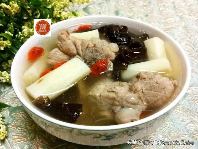 春季這湯要常喝,既營養又美味,還能增強免疫力,很適合老人孩子