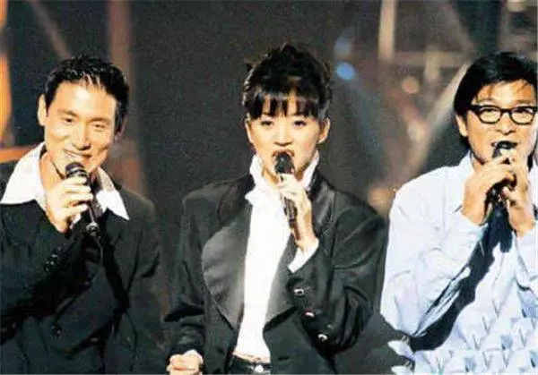 她當年「一手捧紅劉德華」晚年卻遭子女棄之不顧,華仔霸氣一肩扛:我可以養乾媽一輩子!