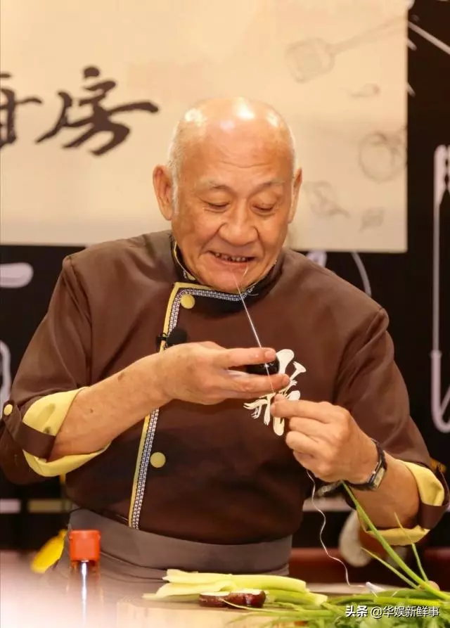 TVB老戲骨開私房菜館惹非議?某食客吃一頓花2萬,稱又貴又難吃!