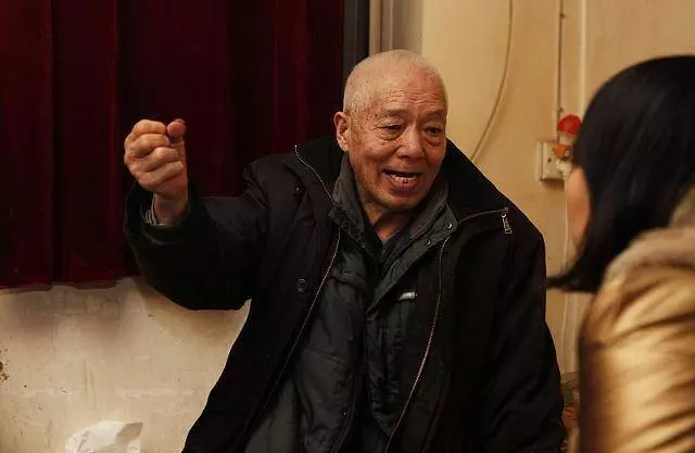 為何腦梗越來越多?醫生苦勸:這3類食物最給血管添堵,一定要少碰